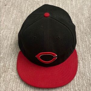 Cincinnati Reds New Era Fitted Cap